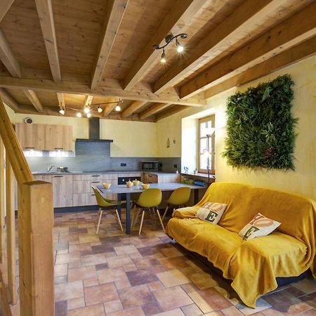Gite De Charme Avec 2 Terrasses, Au Coeur Du Parc Du Pilat, Confortable Et Equipe - Fr-1-496-40 Malleval Exteriér fotografie