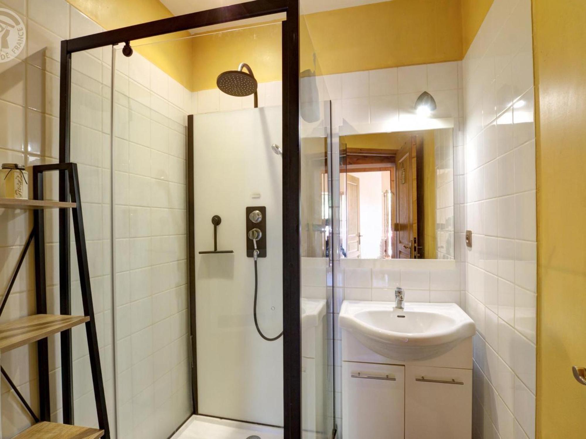 Gite De Charme Avec 2 Terrasses, Au Coeur Du Parc Du Pilat, Confortable Et Equipe - Fr-1-496-40 Malleval Exteriér fotografie